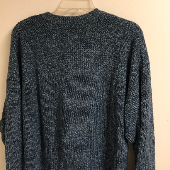 Redhead Mid-button Sweater - Picture 3 of 3